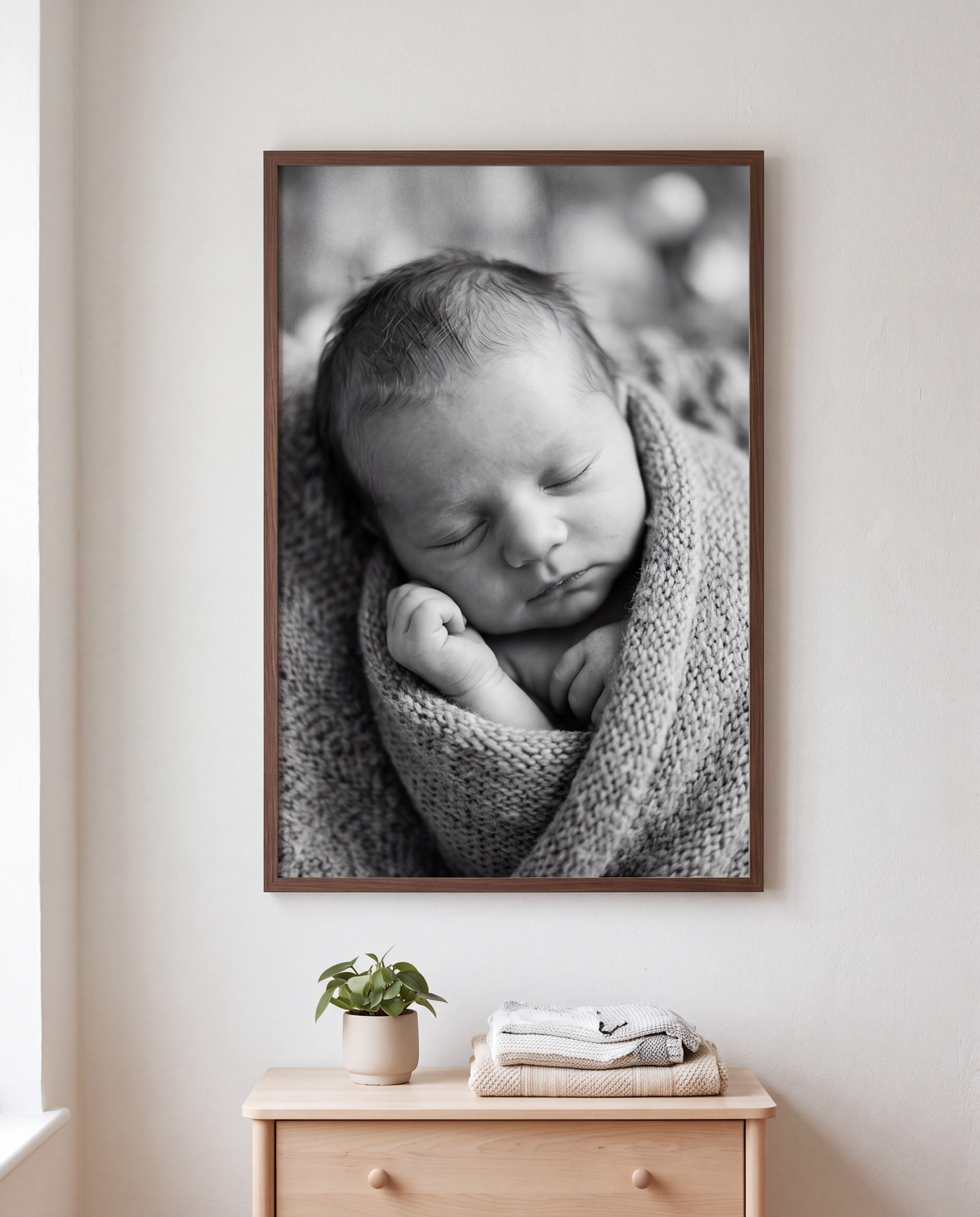 Personalized Wooden Photo Frame – Custom Picture Frame – Gift for Mom, Couples & Family